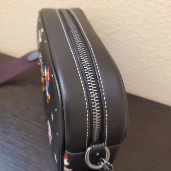 Coach  Disney X  Mini Camera Crossbody With  Holiday Print - Picture 11 of 16